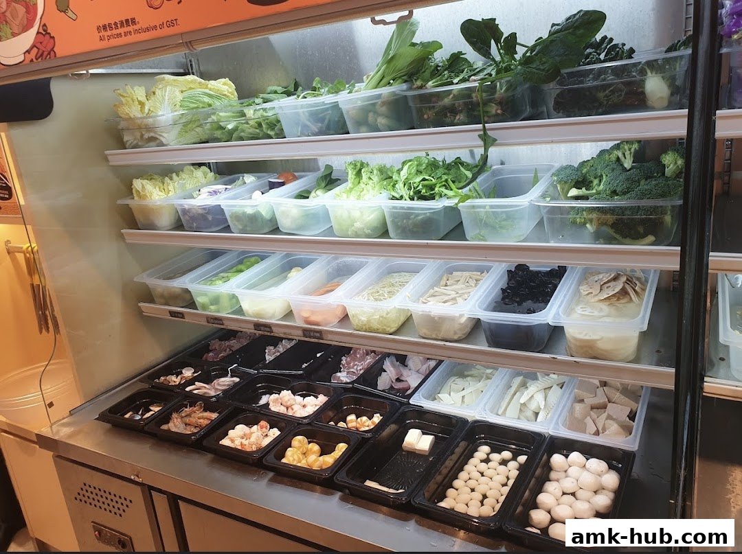 A display of fresh vegetables and ingredients for Mala Tang at Gong Yuan Mala Tang.