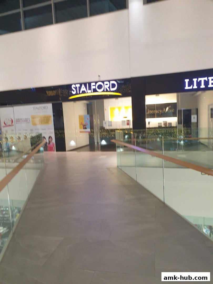 The entrance to Stalford Learning Centre at AMK Hub, with signage visible.