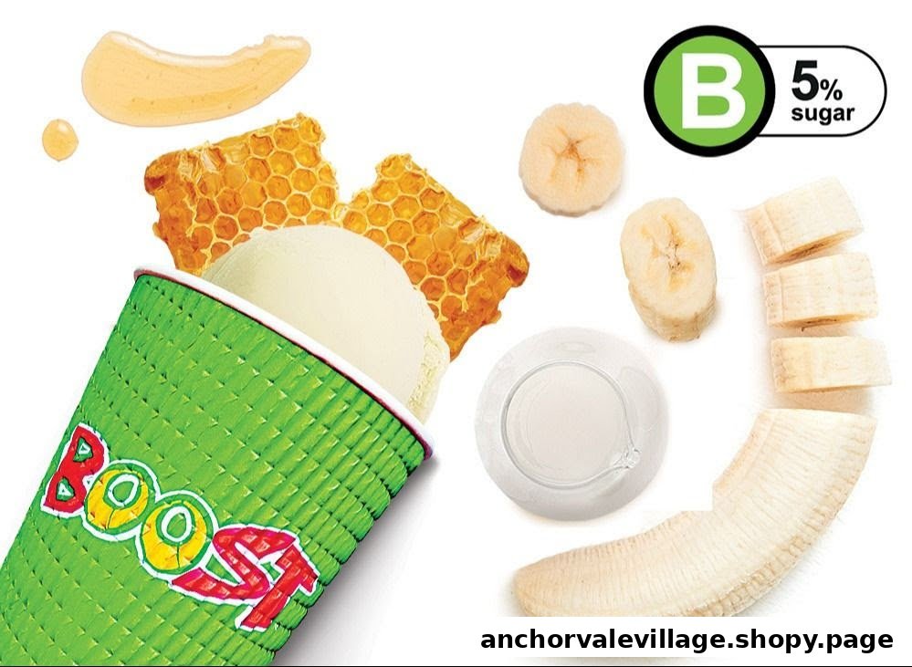 A Boost Juice cup with smoothie, honeycomb, honey, and banana ingredients, highlighting 5% sugar.
