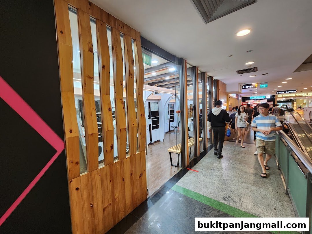 EC House All Range Cuts - Bukit Panjang Plaza