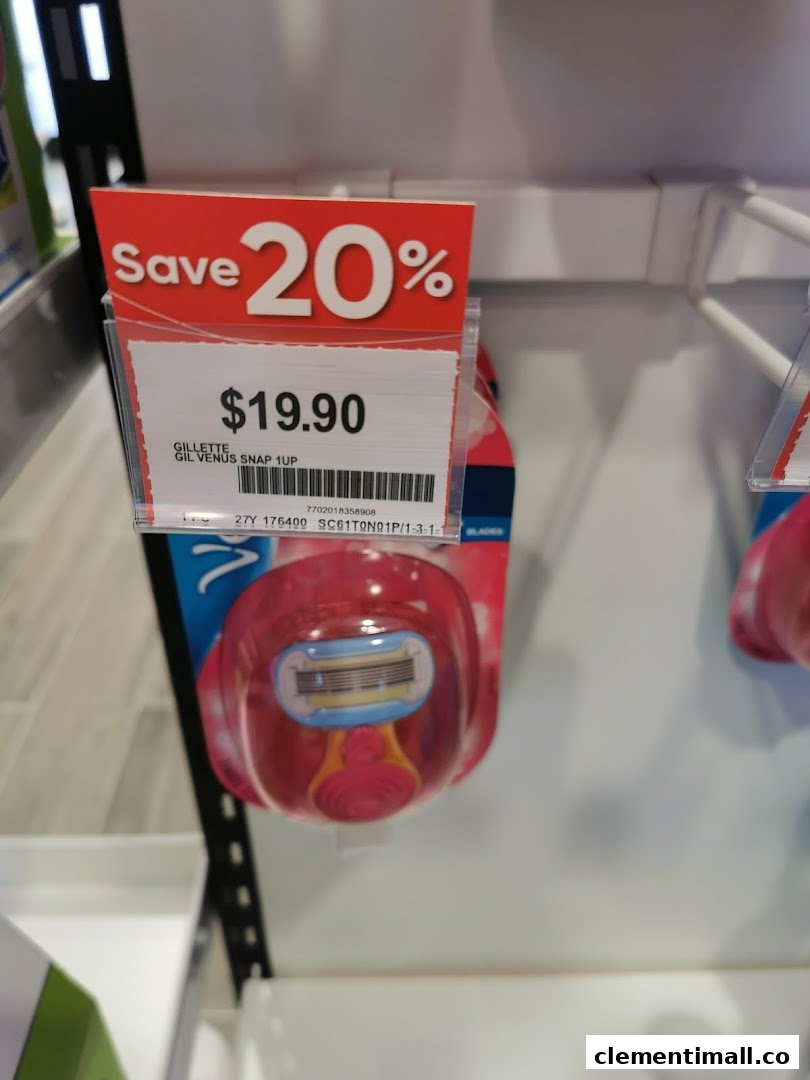 Close-up of a Gillette Venus Snap razor with a 'Save 20%' price tag at $19.90.