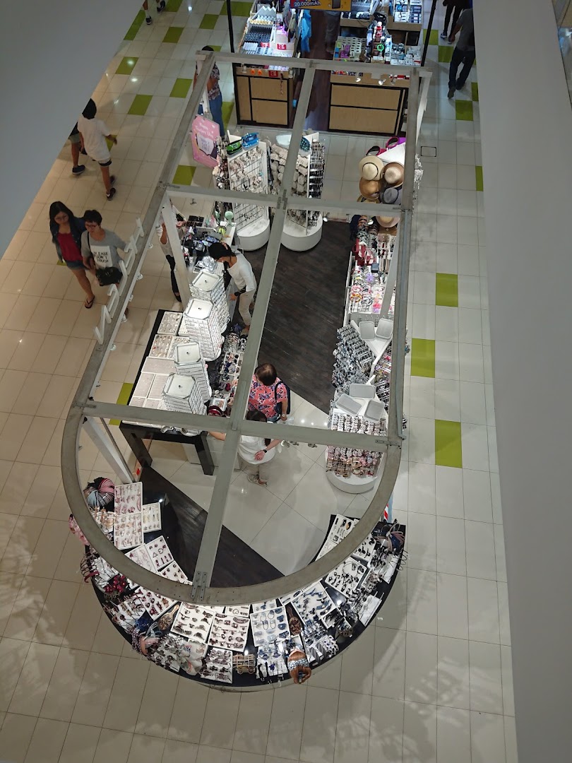 Helen - The Clementi Mall