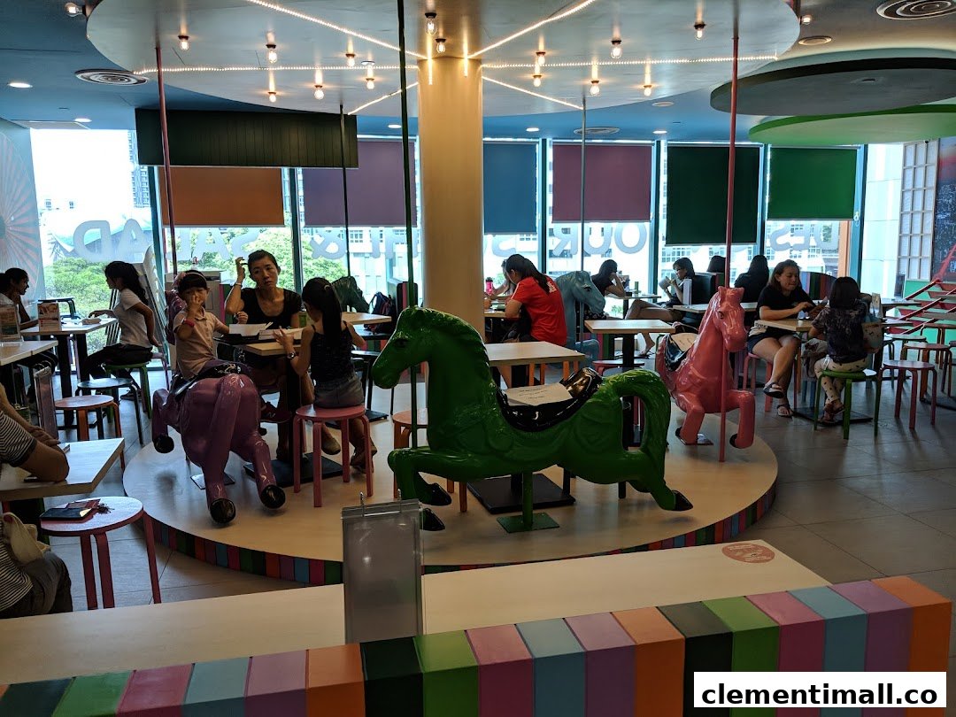 Maki-San Clementi Mall