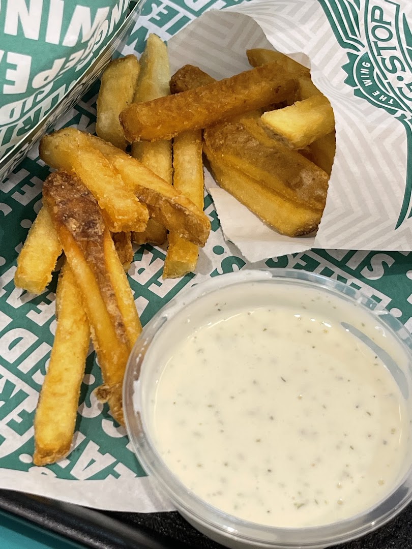 Wingstop The Clementi Mall image 14