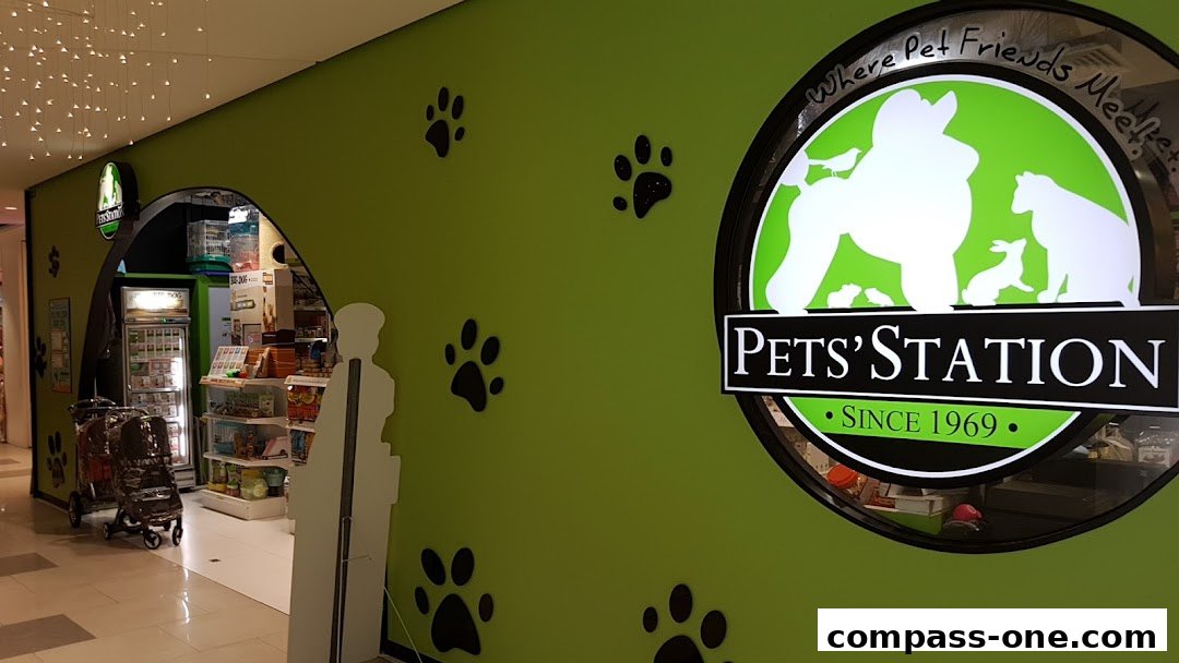 Pets Station Compass One