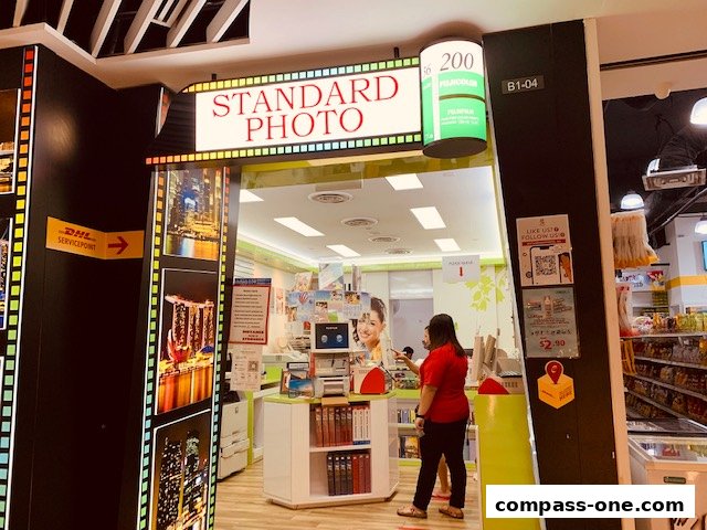 DHL Express Service Point - Standard Photo Compass One DHL Partner