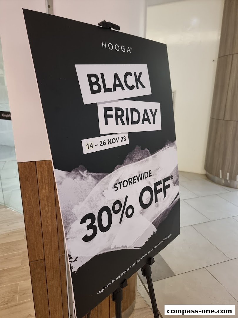 A Black Friday sale sign for HOOGA offering 30% off storewide.
