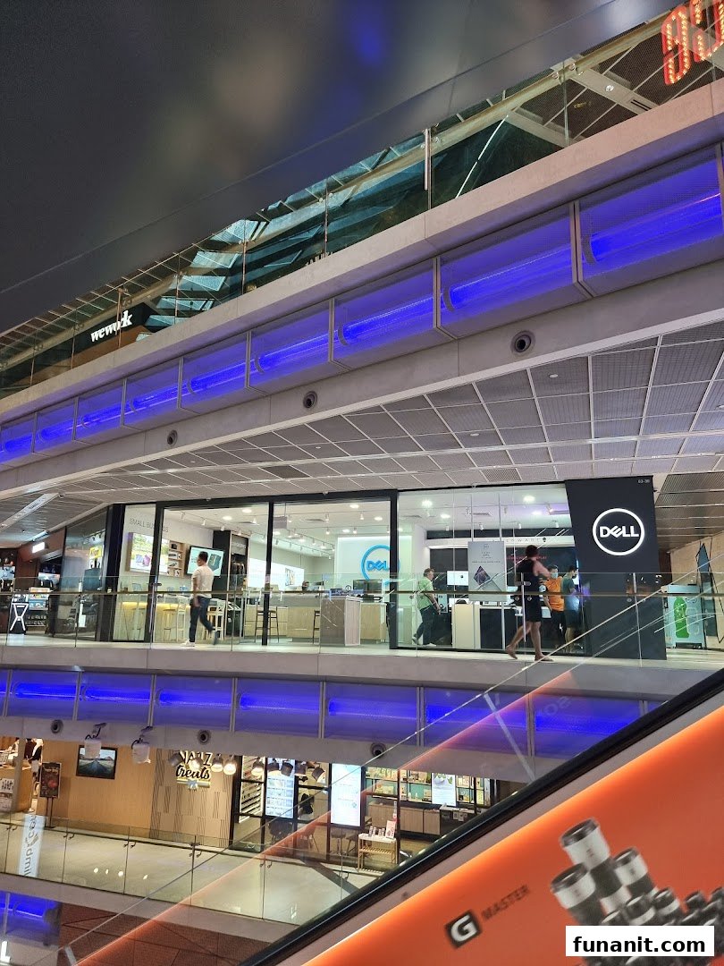 Dell Exclusive Store Funan image 8