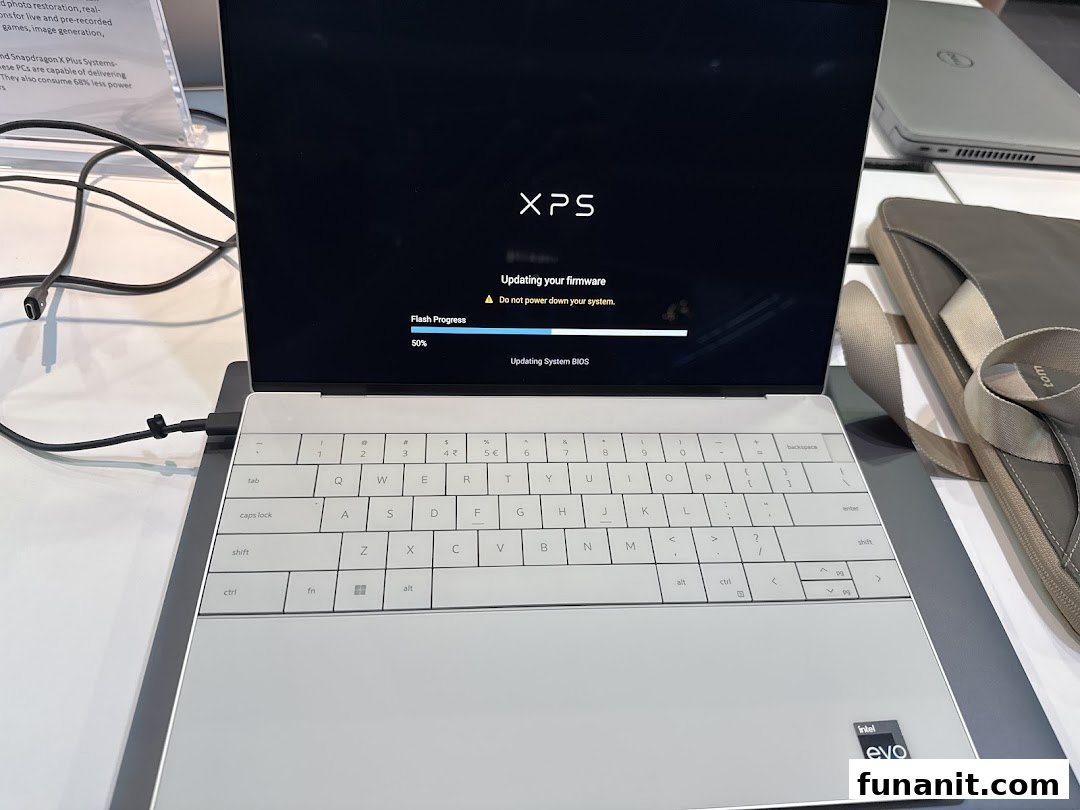 Dell Exclusive Store Funan image 9