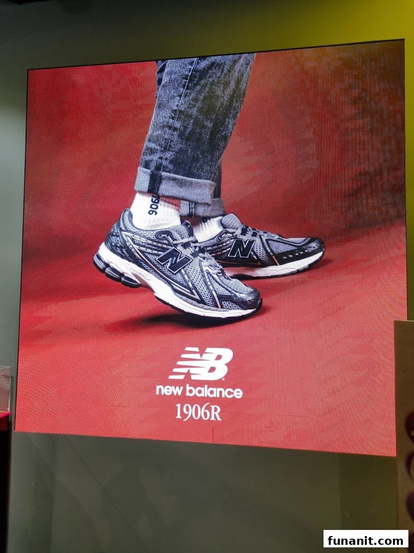 JD Sports image 15