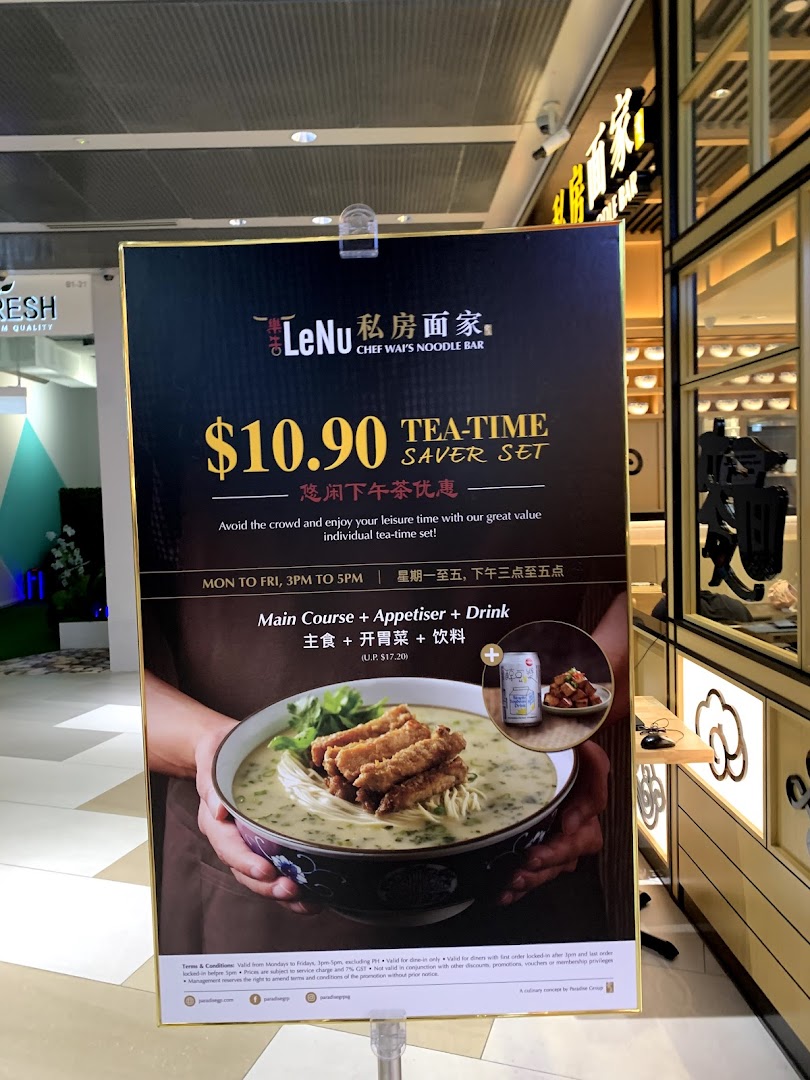A promotional stand for LeNu Chef Wai's Noodle Bar's Tea-Time Saver Set.