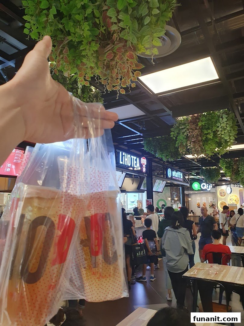 LiHO TEA  Funan Mall image 8