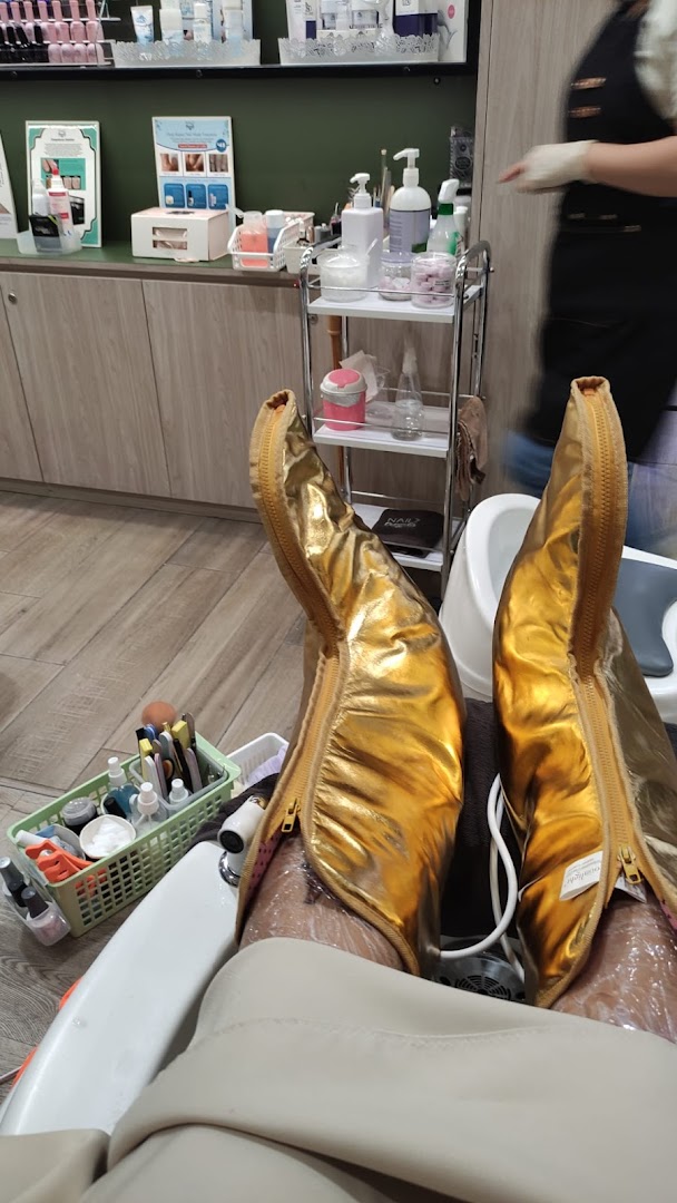 Nailz Treats  Funan SG image 28