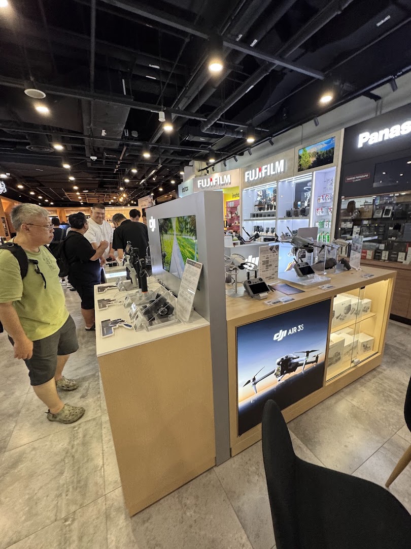 T K Foto Technic Pte Ltd Funan image 17
