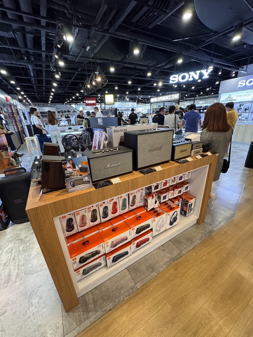T K Foto Technic Pte Ltd Funan image 14