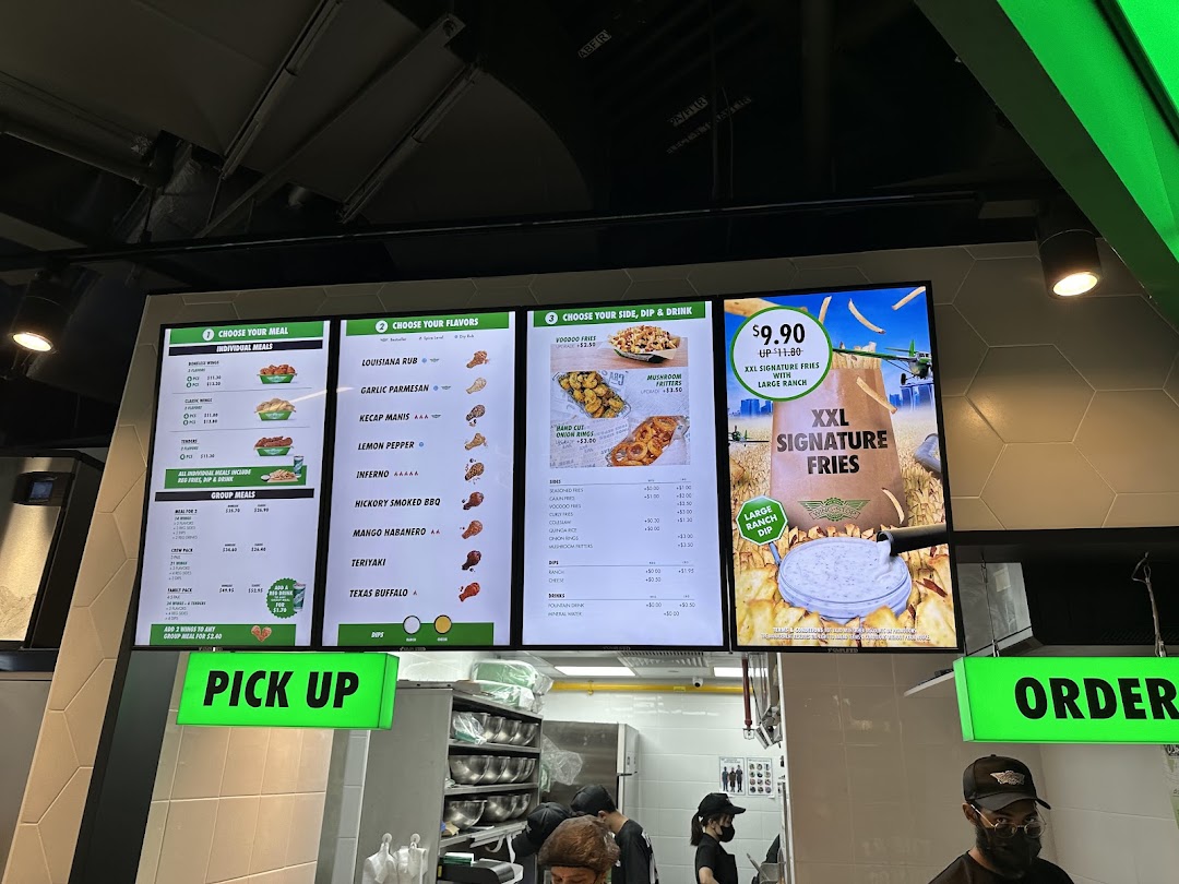 Wingstop Funan image 31