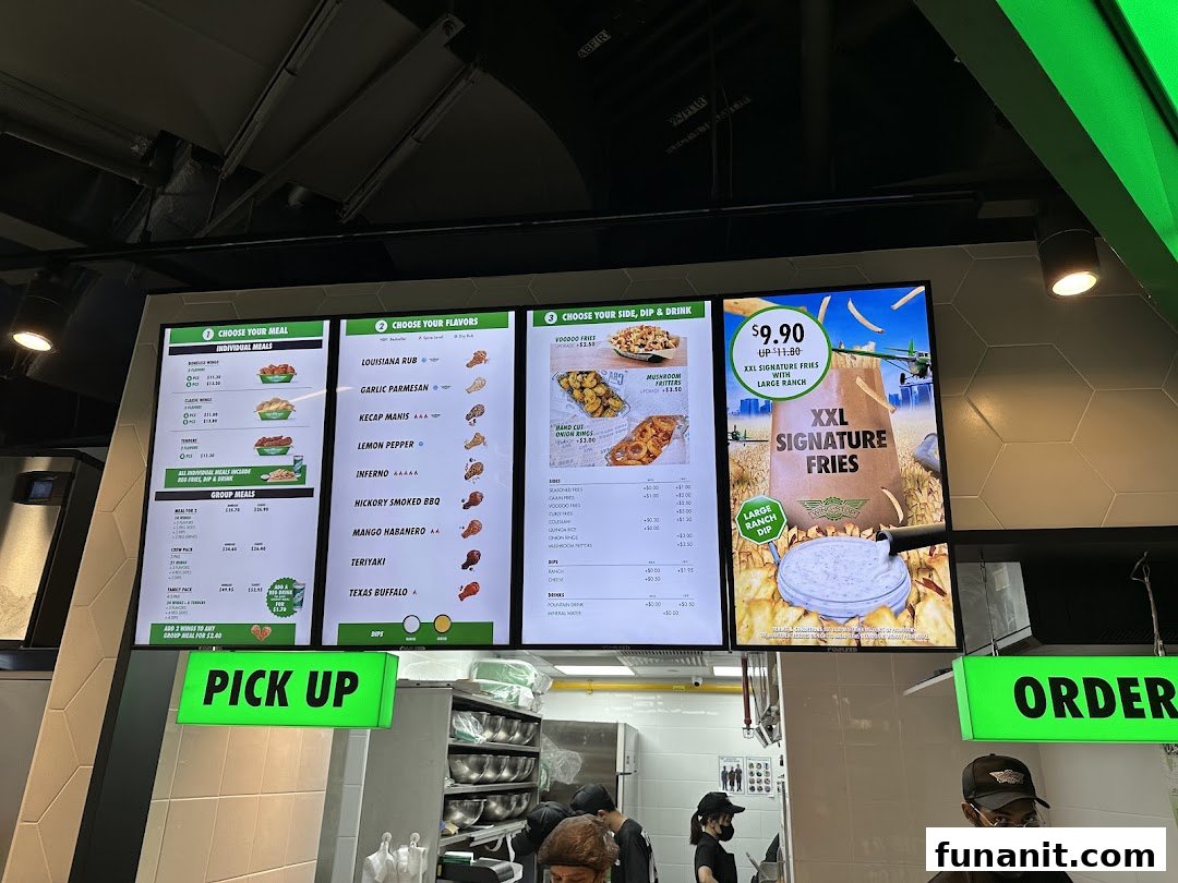 Wingstop Funan image 31
