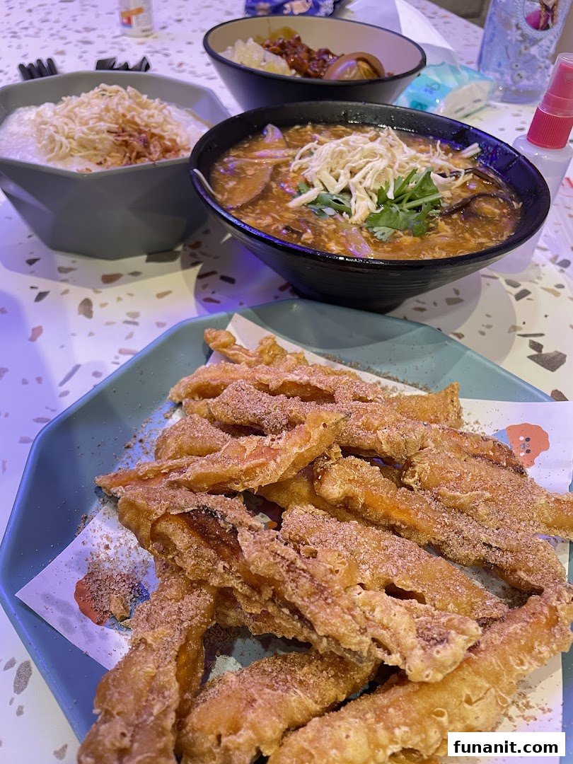 Xi Men Jie 西門街 Funan Wholesome Taiwanese Meals image 17