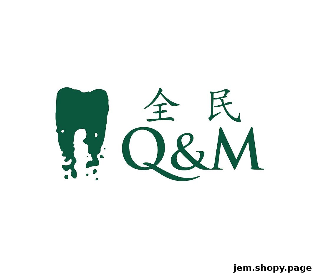 Logo for Q&M Dental Centre with a tooth graphic and Chinese characters.