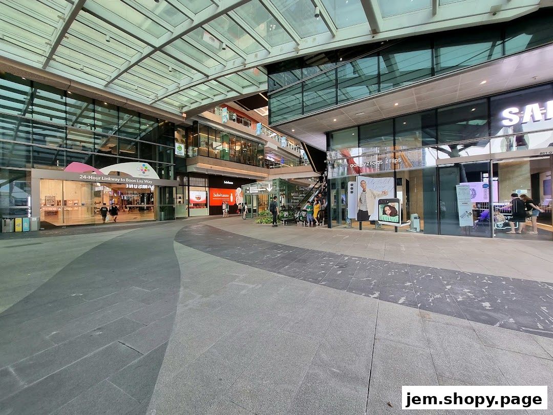 Exterior view of the Samsung Service Centre Jem with its prominent signage and display windows.