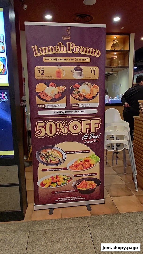 A promotional banner for Soi Thai Soi Nice JEM featuring lunch deals and 50% off.