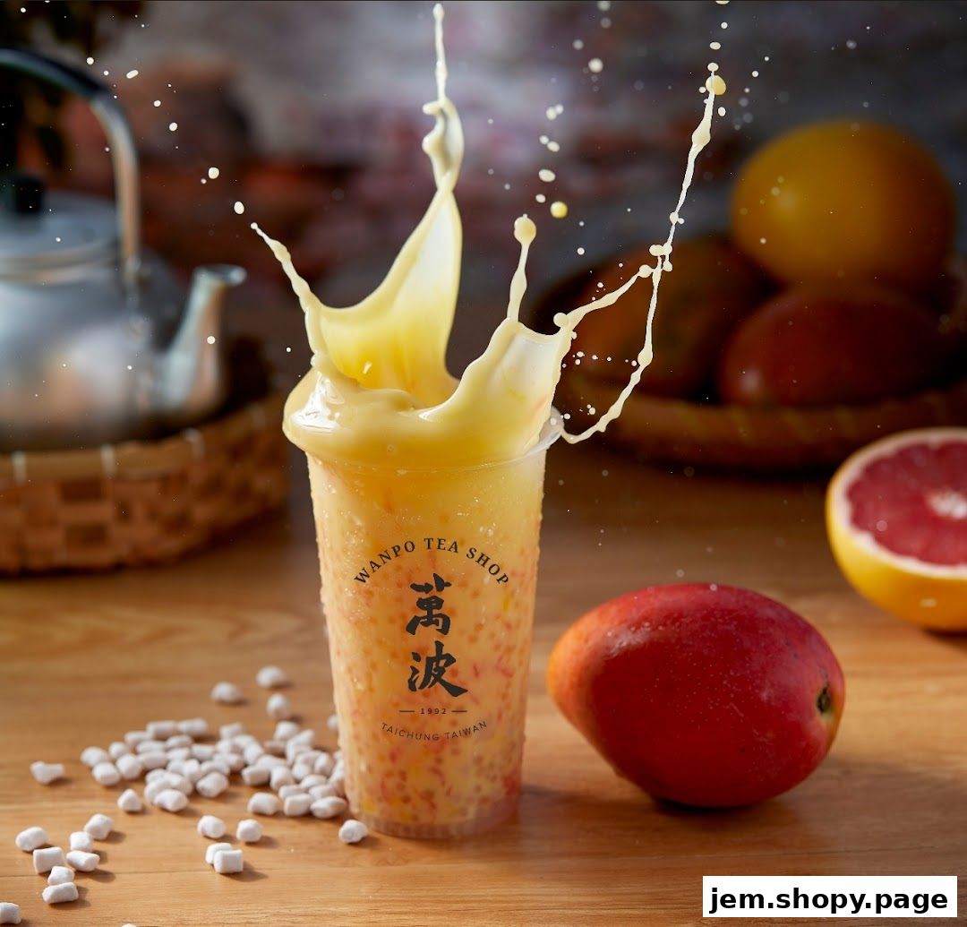 A refreshing mango drink with tapioca pearls and fruit splashes.