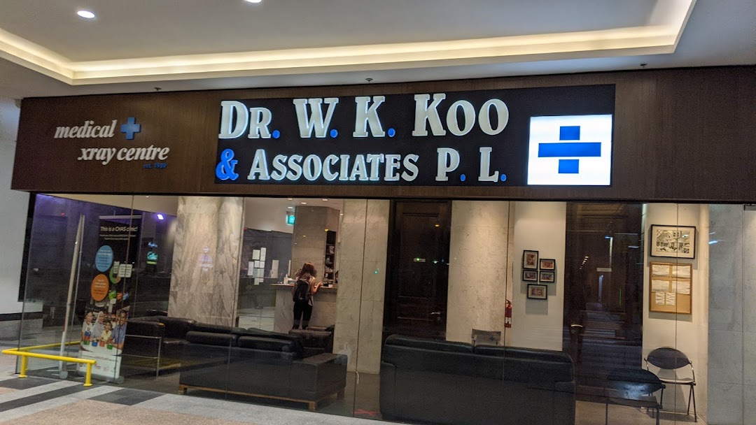 Exterior view of Dr. W. K. Koo & Associates P.L., a medical and x-ray centre.