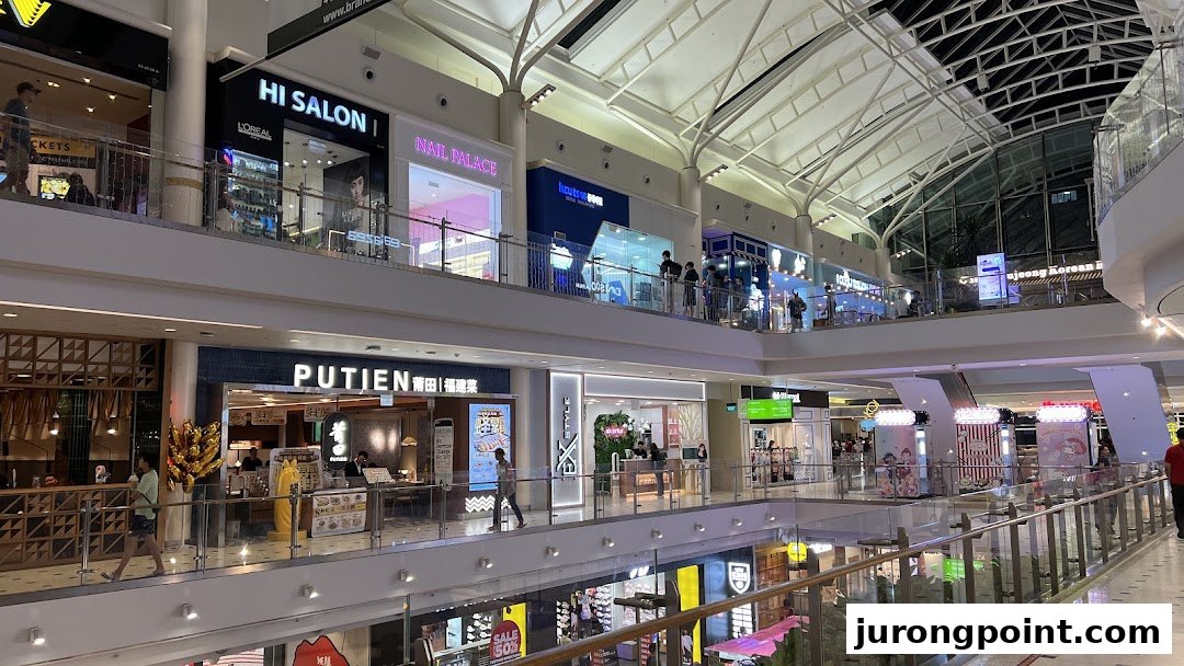 HI Salon image 7