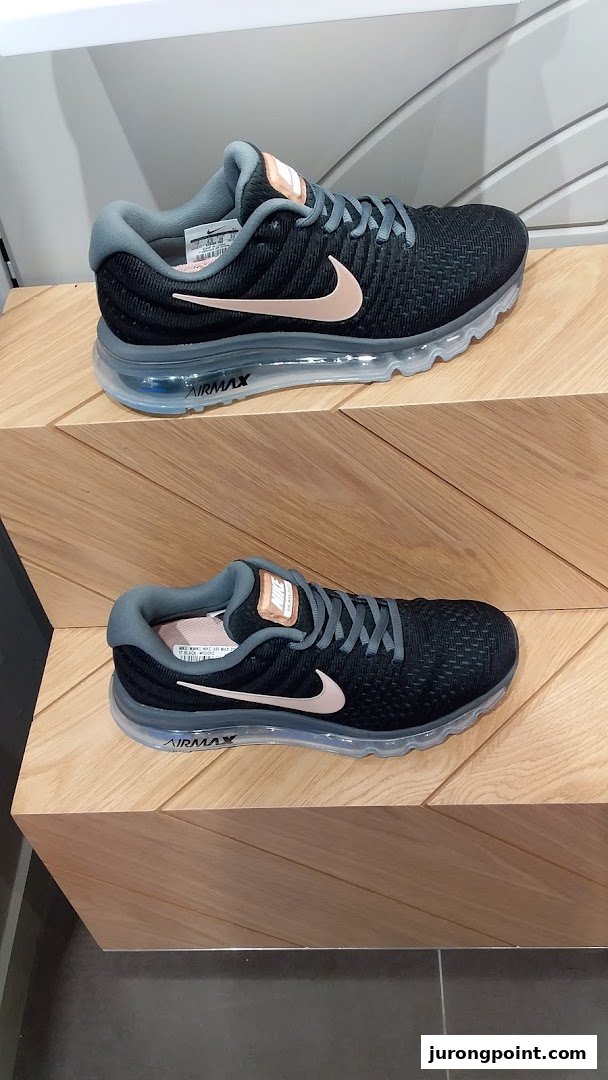 JD Sports image 19