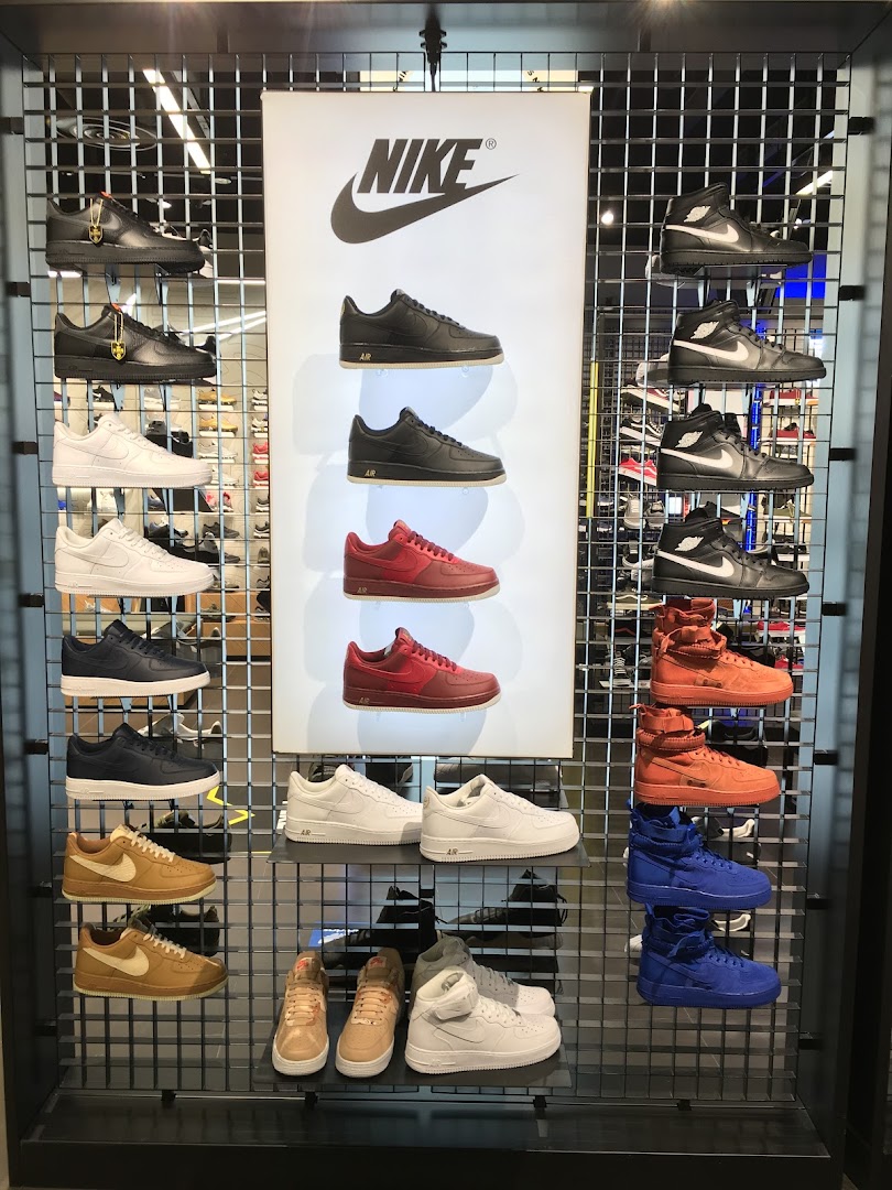 JD Sports image 27