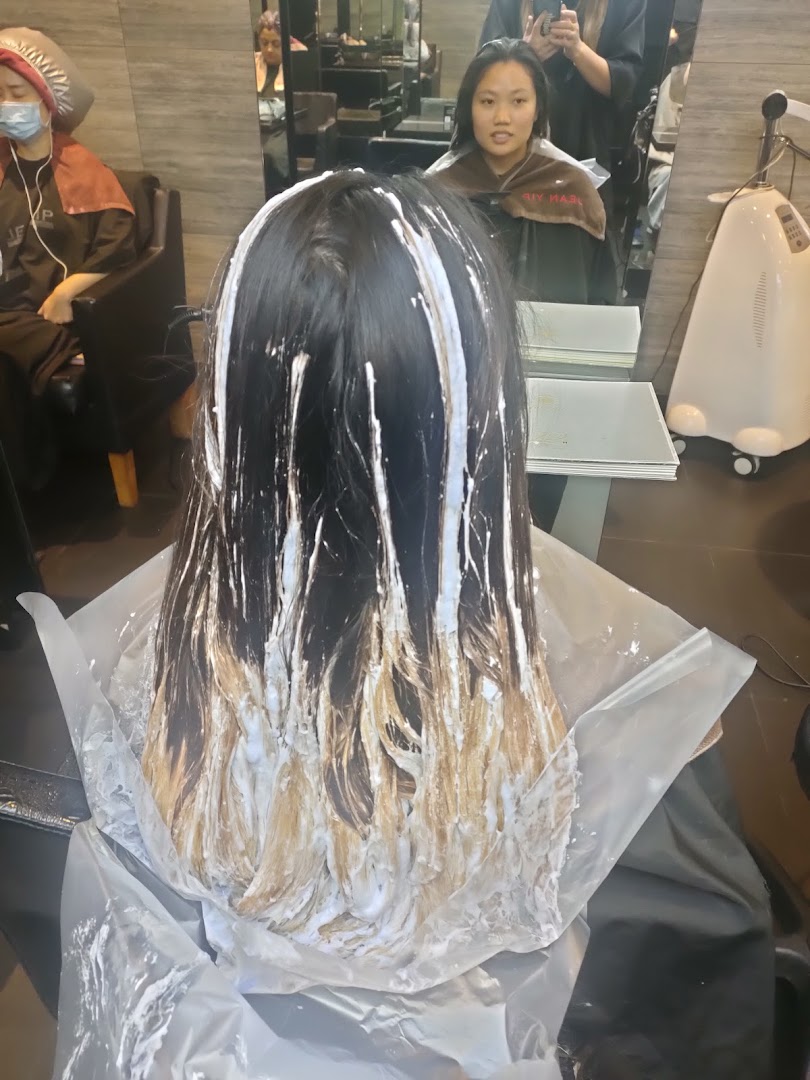 Jean Yip Hairdressing image 11