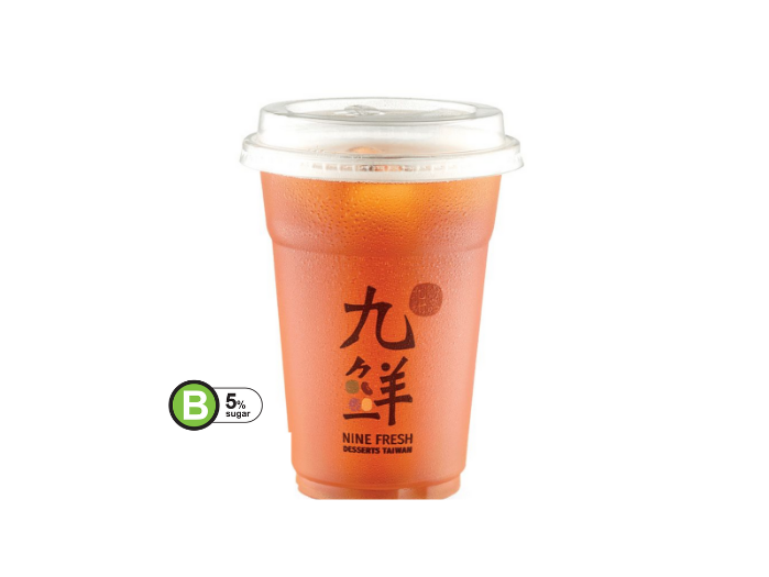 A clear plastic cup filled with an iced beverage from Nine Fresh Desserts Taiwan, showing a 5% sugar level.