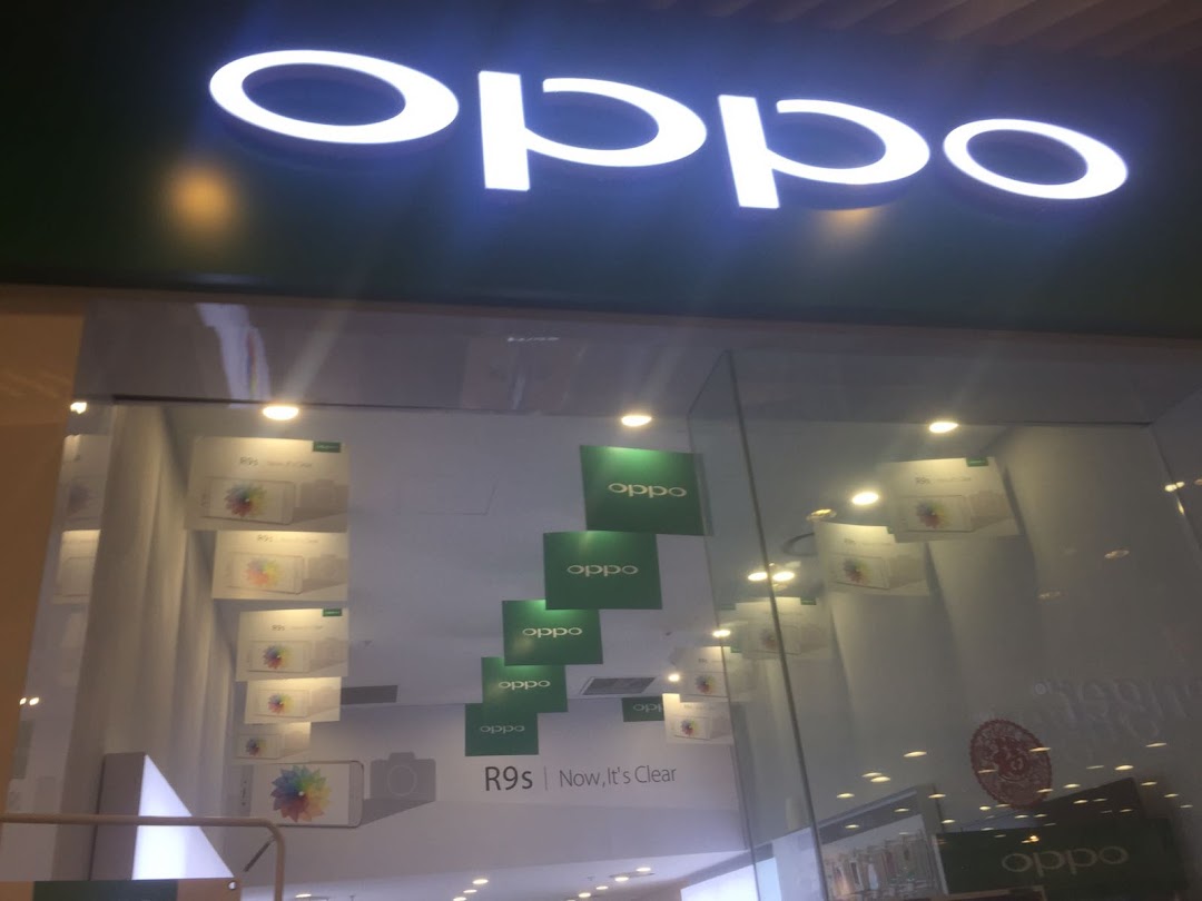 OPPO Concept Store image 14