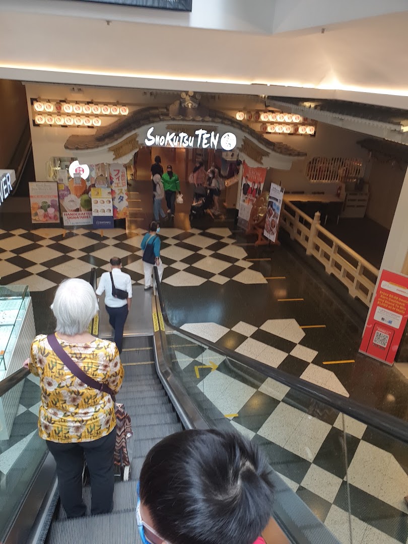 Skechers image 18