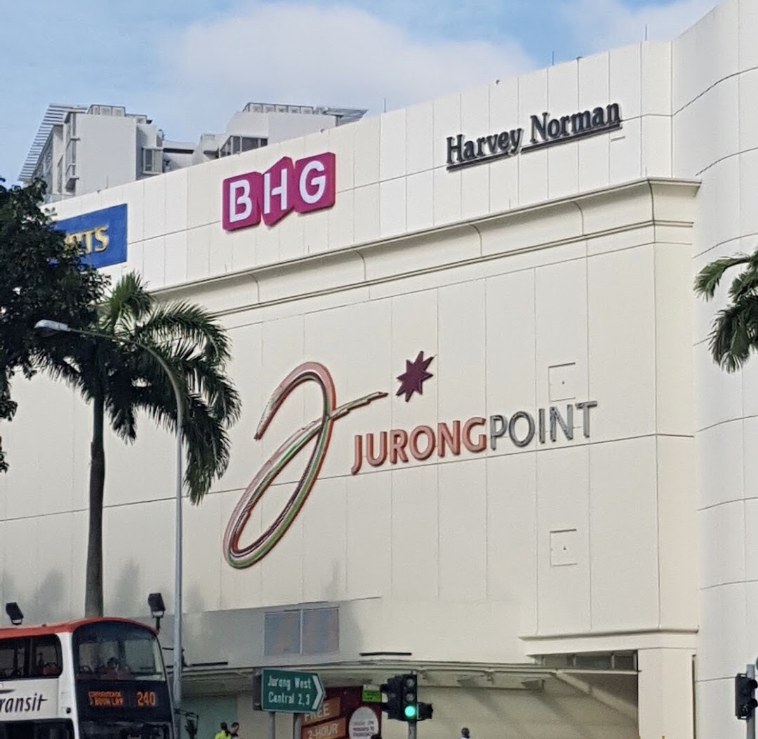 Watsons Singapore Pharmacy  GNC - Jurong Point Click  Collect image 14