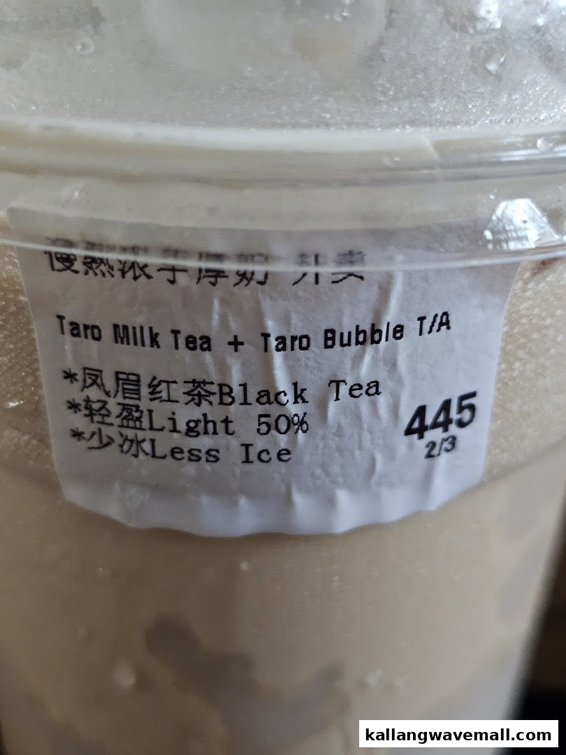 Close-up of a CHICHA San Chen bubble tea cup with a customized order label.
