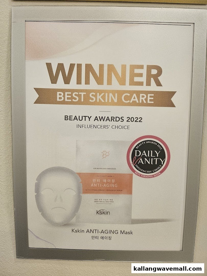 An award poster for Kskin's Anti-Aging Mask, winner of 'Best Skin Care' at the Beauty Awards 2022.