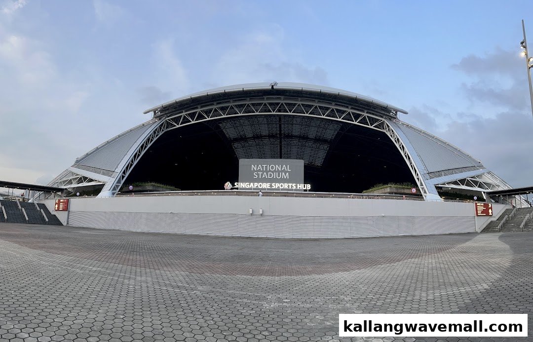 Panoramic view of the iconic Singapore National Stadium, a centerpiece of the Singapore Sports Hub.