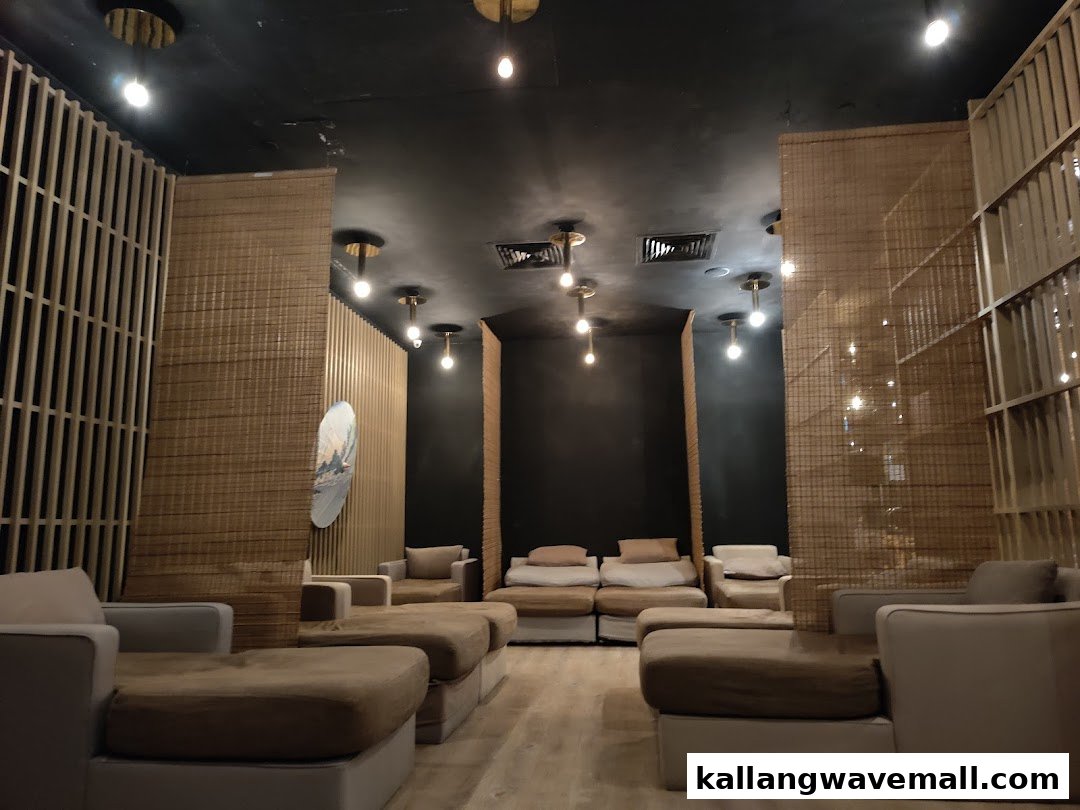 A tranquil lounge area with comfortable seating and Japanese-inspired decor at Yunomori Onsen & Spa.