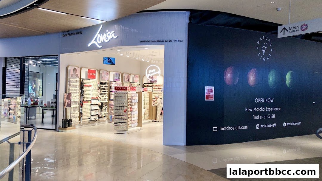 The Lovisa store entrance, showcasing a wide selection of accessories and a promotional banner for Matcha Eight.