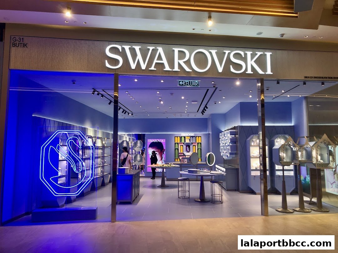SWAROVSKI