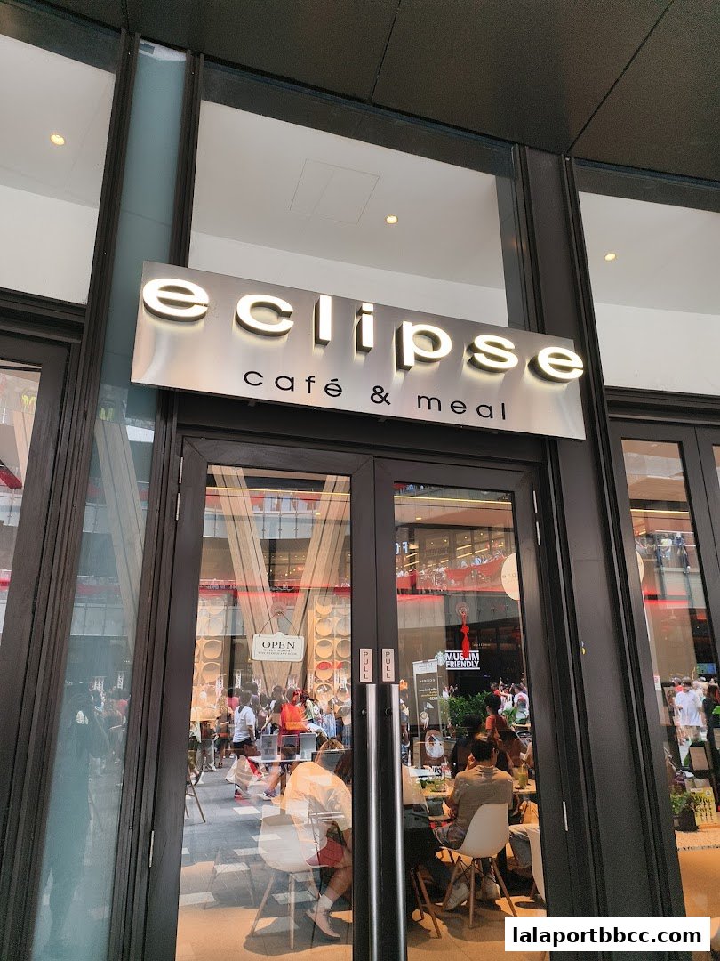 Eclipse  Lalaport