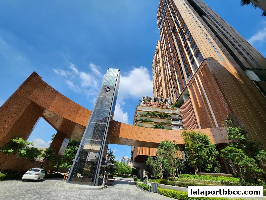 Lucentia Suites by HomeHorizon
