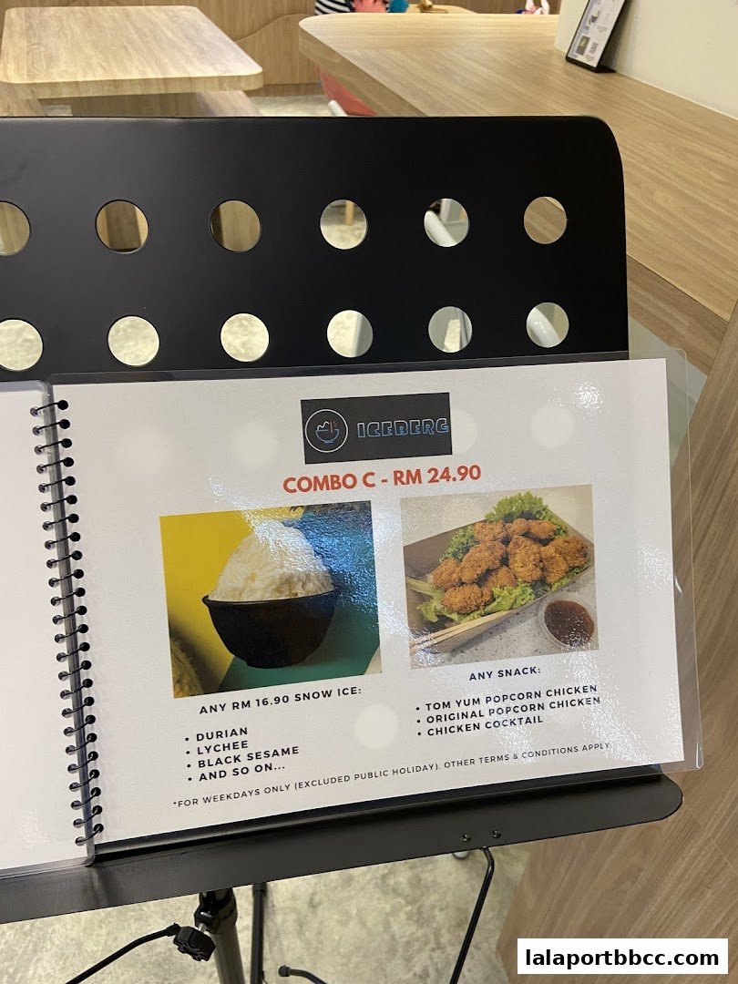 A menu page from Iceberg LaLaport featuring Combo C with snow ice and snacks.