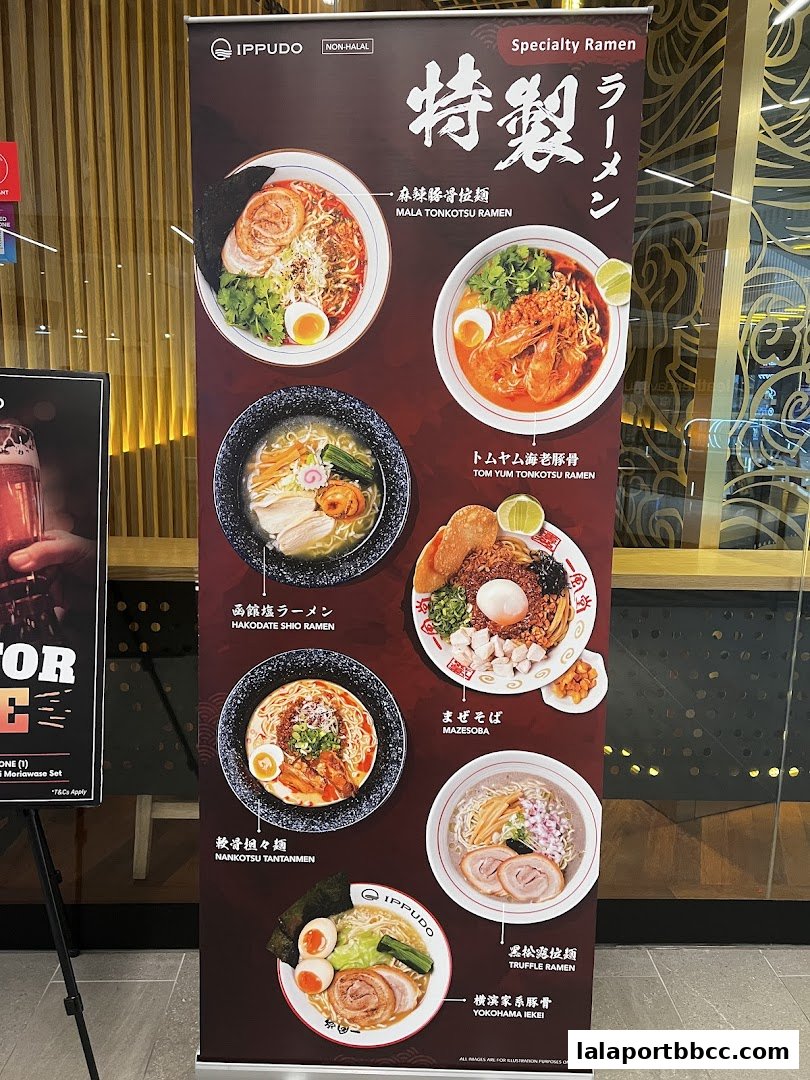 A display banner showcasing various specialty ramen dishes from IPPUDO.