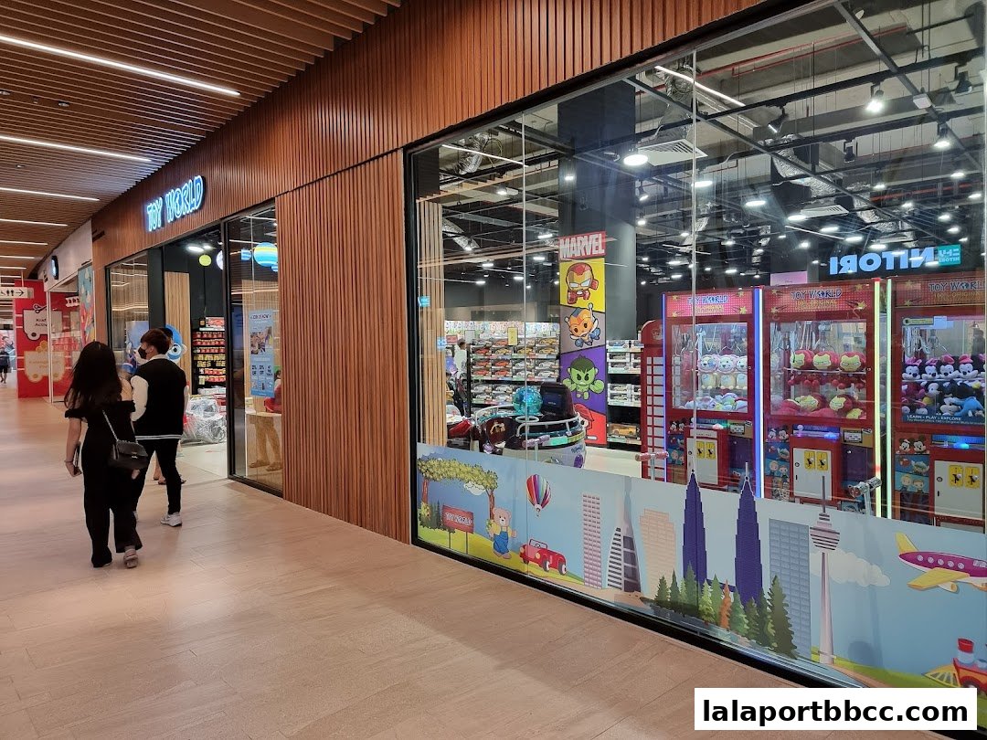 Toy World  LaLaport BBCC