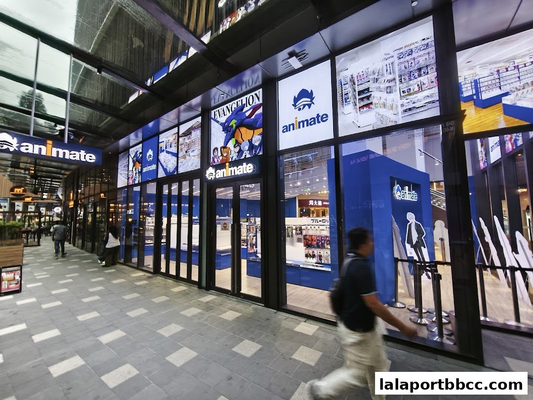The exterior of the Animate store at Lalaport BBCC, featuring anime posters and merchandise displays.