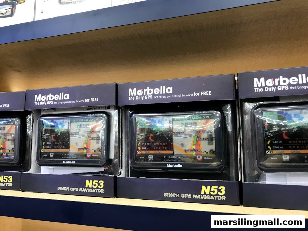 Multiple Morbella N53 5-inch GPS navigators are displayed on a shelf at ImobileHub.