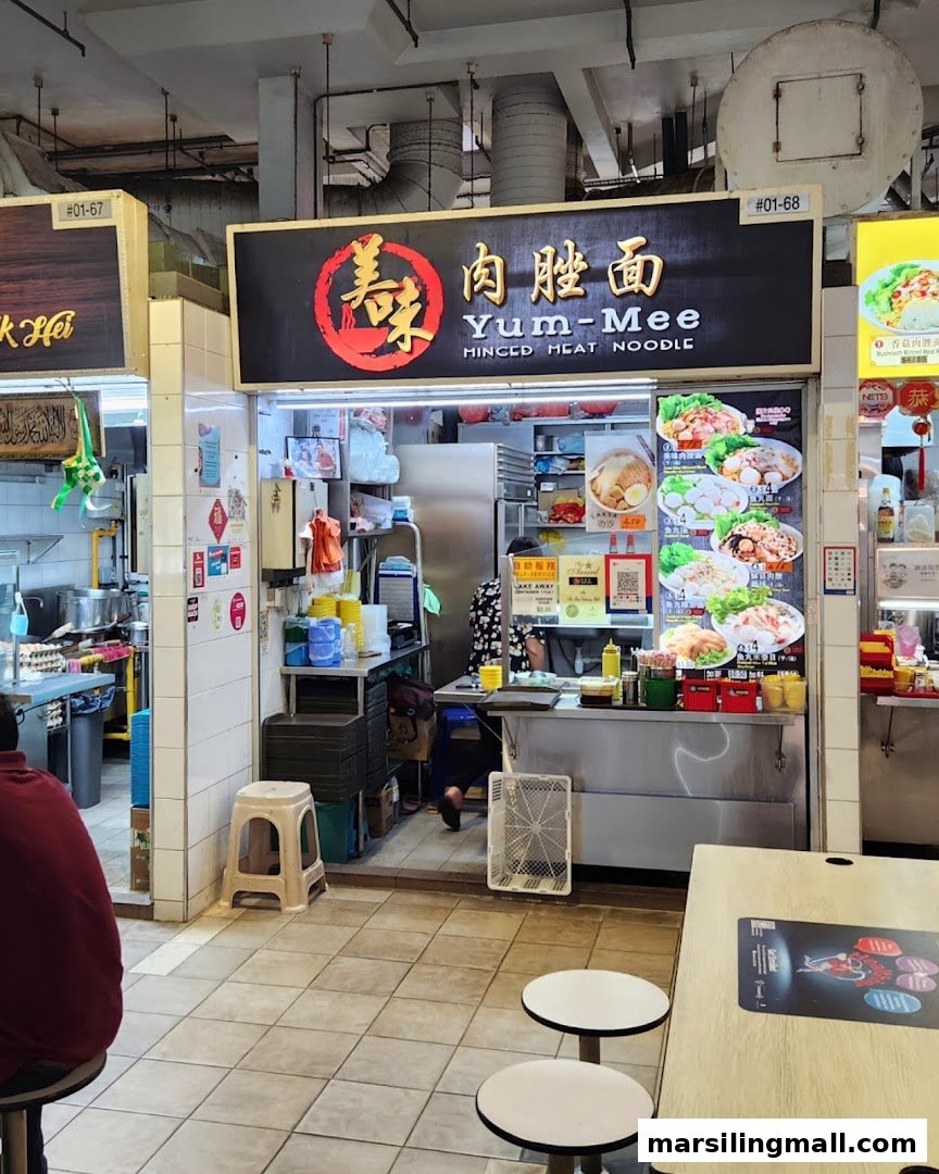 Yum-Mee Minced meat noodle