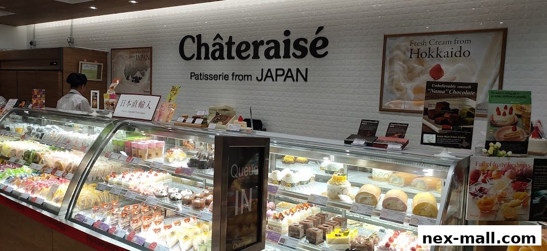 A display of various cakes and pastries at Châteraisé, a patisserie from Japan.